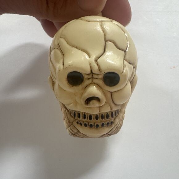 19 Vintage Halloween Skull Plastic Blow Molds String Light Covers NO LIGHTS - Picture 7 of 11